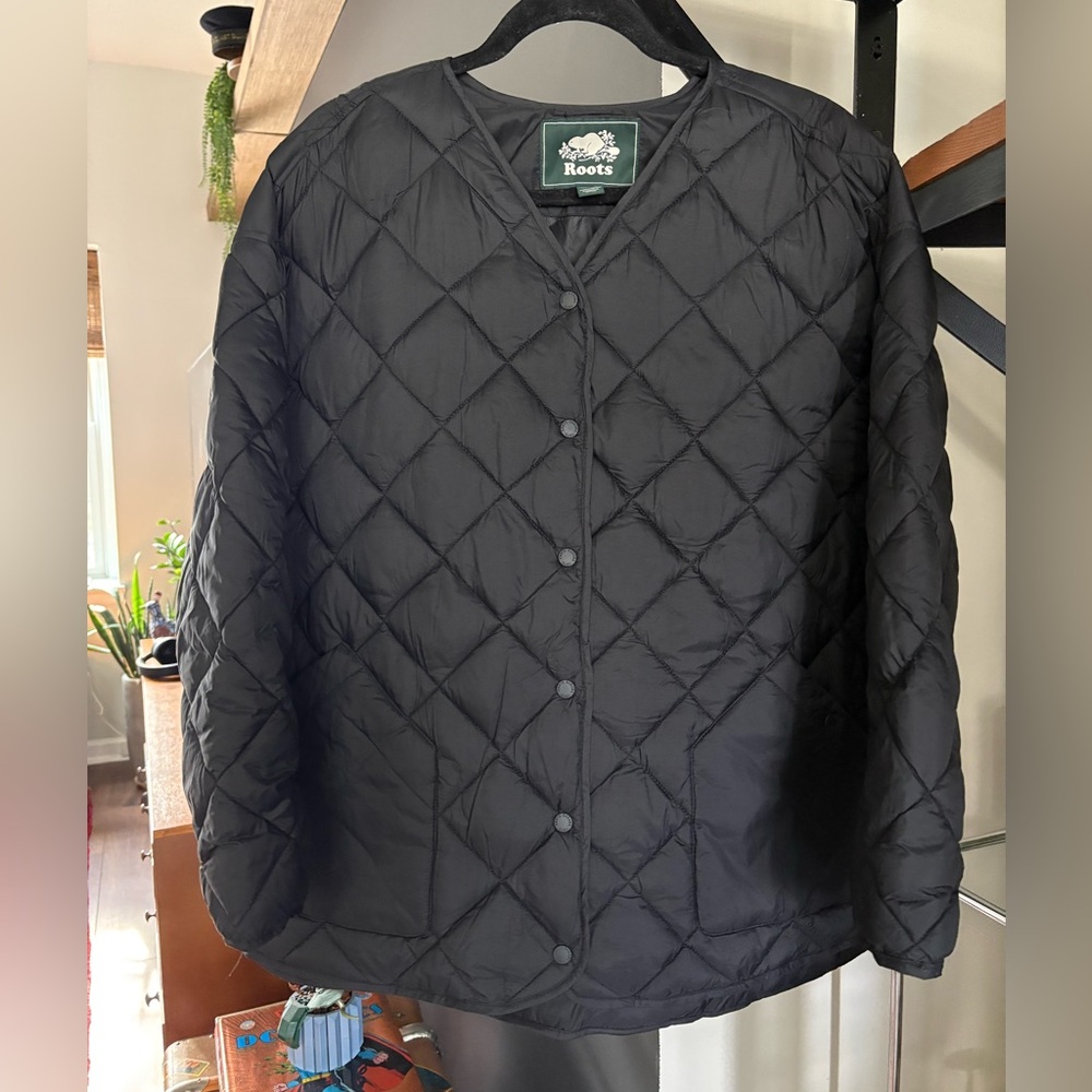 • Roots Canada Quilted Jacket •
